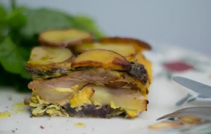 Szereted a rakott krumplit? Edd lelkiismeretfurdalás nélkül, dupla csavarral!