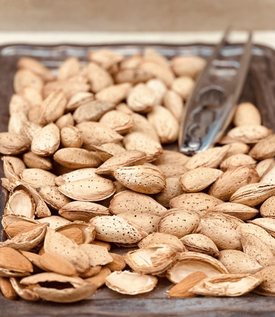 A diófélék, ezen belül a mandulafogyasztás egészségügyi hatásai